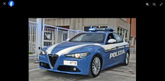 Alle due di questa mattina, un equipaggio delle volanti della Questura di Siracusa, in servizio di controllo del territorio, transitando in via Ungheria, notava un uomo a bordo di una bicicletta che, alla vista degli agenti tentava di allontanarsi frettolosamente