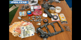 Proseguono senza sosta le indagini e gli interventi dei poliziotti della Questura di Roma, coordinati dalla Procura della Repubblica, nell’ambito delle attività volte alla prevenzione e repressione dei reati inerenti allo spaccio di sostanze stupefacenti