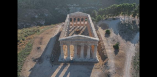 Boom di visitatori nel corso del week-end pasquale per i siti culturali della Sicilia, che continuano ad attrarre visitatori da tutto il mondo: dai maestosi templi greci agli affascinanti resti romani, dai musei ricchi di tesori ai parchi archeologici, l’Isola ha offerto un viaggio indimenticabile attraverso secoli di storia e di cultura
