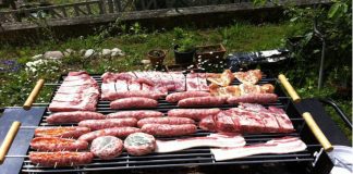 Sono tre i ricoverati nel giorno di Pasquetta, 1 aprile, nella Terapia Intensiva Grandi Ustionati del Cardarelli per lesioni causate dalla combustione di alcol usato per appiccare il barbecue: due pazienti giovani provengono da Napoli e Sorrento e presentano ustioni rispettivamente del 30% e del 20%