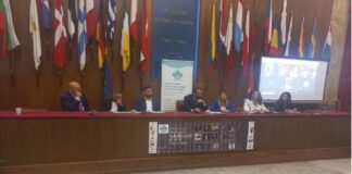 La V edizione del Premio Adolfo Celi, promossa ed organizzata dal C.I.R.S. Casa Famiglia ETS, con il patrocinio e la compartecipazione del Comune di Messina e il patrocinio dell’Assessorato regionale al Turismo, sport e spettacolo, è stata illustrata oggi a palazzo Zanca, alla presenza del sindaco Federico Basile, dell’assessore ai Grandi eventi Massimo Finocchiaro e dell’assessora regionale al Turismo Elvira Amata