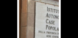 Messina: una ventenne sotto inchiesta dopo aver occupato un alloggio Iacp: praticamente una ragazzina di vent’anni… che s’è beccata un procedimento penale – è la solita storia -, per aver “invaso” un alloggio di proprietà dell’Istituto autonomo case popolari