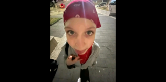 “Questa bellissima, dolcissima ragazza che vedete in foto è Asia, l’avete già conosciuta quando abbiamo pubblicato un suo video nel quale suonava il pianoforte nel reparto di oncologia dove è in cura: Perché Asia è una musicista bravissima anche se autodidatta”