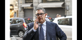 Un interrogatorio fiume durato 8 ore (dalle 11 alle 19 ‘del 23 maggio 2024 – Nota di Redazione’) in cui Giovanni Toti, governatore della Liguria ai domiciliari con l’accusa di corruzione e falso, ha risposto alle 180 domande che gli hanno posto i pubblici ministeri