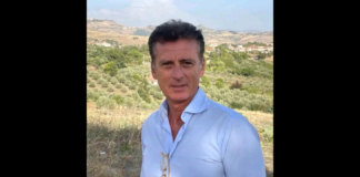 “La Democrazia Cristiana si raccoglie attorno all’On. Francesca Donato, a Salvatore e Carolina, con amicizia, con affetto, in preghiera nel viverne il dramma per la dipartita di Angelo Onorato”