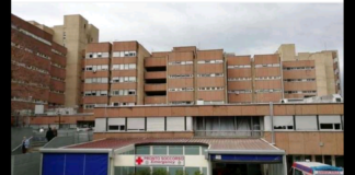 Un uomo è stato adescato online, si è recato in un lido per un appuntamento, ma quando è arrivato è stato brutalmente aggredito, sequestrato per ore e rapinato