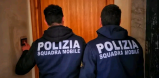 Nella cassaforte un supermarket della droga… la Polizia di Stato arresta un quarantottenne di Siracusa: i poliziotti della Squadra Mobile di Siracusa hanno arrestato un uomo con l’accusa di detezione ai fini di spaccio di sostanza stupefacente