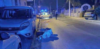 Tragedia nella tarda serata di ieri a Barcellona Pozzo di Gotto: uno schianto mortale ha coinvolto una Vespa ed una Fiat Panda in via Milite Ignoto, a poca distanza dal sottopasso che conduce alla A20 Palermo-Messina