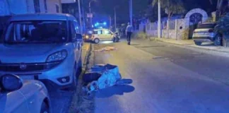 Tragedia nella tarda serata di ieri a Barcellona Pozzo di Gotto: uno schianto mortale ha coinvolto una Vespa ed una Fiat Panda in via Milite Ignoto, a poca distanza dal sottopasso che conduce alla A20 Palermo-Messina