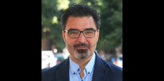 «Il depuratore di Mili Marina rimane una bomba ecologica: Le immagini e la voce dei residenti non hanno bisogno di alcun commento… lo sversamento di liquami tra le abitazioni rende la situazione igienico-sanitaria insostenibile, a ciò si aggiunge i nauseabondi ‘odori’ che provengono dagli impianti e che costringono chi abita nei pressi a doversi rinchiudere dentro»