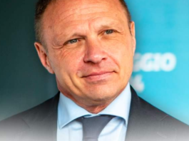 “Non mi è mai capitato nella vita di gioire per un problema accaduto a un’altra persona: Anche del mio peggior nemico… non è bontà la mia, il sacerdote è mio fratello Maurizio, ma semplice considerazione di quanto mi sentirei ridicolo a farlo… provare gioia per il dolore degli altri o ridicolizzarlo mi appare come una debolezza frustrante”