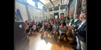 “La Salute Mentale – (ha detto il direttore del Dipartimento di Salute Mentale dell’ASP Messina durante un incontro svoltosi oggi in mattinata presso il Centro Diurno Camelot di viale Giostra per celebrare la Giornata Mondiale della Salute Mentale) Pippo Rao – è parte integrante del nostro benessere complessivo: E’ un diritto umano fondamentale e, come tale, deve essere una priorità per tutti noi… la pandemia di COVID-19 ha messo a dura prova il nostro sistema sanitario e ha accentuato le difficoltà legate alla Salute Mentale… molti di noi hanno vissuto momenti di ansia, depressione e isolamento… è fondamentale che non perdiamo di vista l’importanza di prendersi cura della nostra mente tanto quanto ci prendiamo cura del nostro corpo”