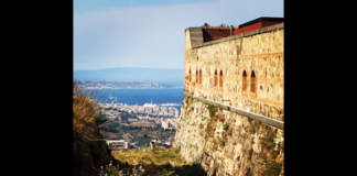 Il sindaco Federico Basile e l’assessore con delega alla Valorizzazione del patrimonio fortificato Enzo Caruso presenteranno domani, martedì 15 ottobre, alle ore 10, nel corso di una conferenza stampa nella sala Ovale a palazzo Zanca, la kermesse “Forti d’Autunno”, promossa dall’Amministrazione comunale ed in programma domenica 27 ottobre, in collaborazione con il Centro Studi MEDFORT, l’Azienda Foreste Demaniali di Messina, custode del Forte Puntal Ferraro, e le associazioni referenti dei Forti Petrazza, Cavalli, San Jachiddu, Serra la Croce e Monte dei Centri. I Forti si apriranno alla città di Messina con mostre, animazioni, visite guidate, esposizioni e degustazioni