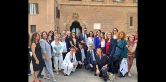 Le componenti del ‘coordinamento Donne della Democrazia Cristiana’ hanno “partecipato alla manifestazione bipartisan, davanti Palazzo dei Normanni, affinchè nelle giunte comunali della Sicilia sia garantita una presenza di genere, con un minimo fissato almeno al 40 per cento”