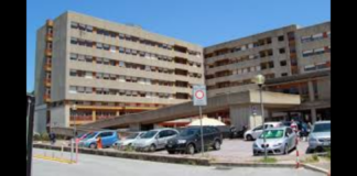 Ai quattro casi di morte sospetta avvenuti di recente nel Reparto di cardiochirurgia dell’ospedale Papardo di Messina, su cui è in corso l’attività ispettiva avviata dai magistrati della Procura della Repubblica peloritana se ne aggiunge uno nuovo