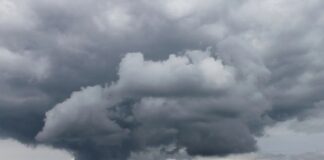 Ancora allerta gialla in Sicilia, nelle province di Palermo, Trapani e Agrigento, nella giornata di domenica 10 novembre: una circolazione depressionaria si approfondisce sulla Regione determinando molte nubi, foriere di deboli piogge pomeridiane