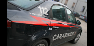 Nelle ore scorse…, i Carabinieri della Stazione di Cassibile hanno arrestato e associato all’Istituto Penale per Minorenni di “Catania-Bicocca”, un 16enne, accusato di tentato omicidio aggravato e porto di armi e oggetti atti ad offendere, in esecuzione dell’ordine di custodia cautelare emessa dal G.I.P. presso il Tribunale per i Minorenni di Catania, su richiesta dei magistrati della Procura per i Minorenni