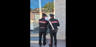 I Carabinieri della Stazione di Melicucco…, nelle ore scorse… hanno notificato un provvedimento di sospensione della licenza, ex art. 100 T.U.L.P.S., emesso dal Questore della provincia di Reggio Calabria, con conseguente chiusura di un bar di quel comune