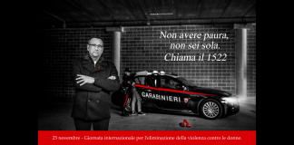 In occasione del 25 novembre, “Giornata internazionale per l’eliminazione della violenza contro le donne”, l’Arma dei Carabinieri ha organizzato una campagna di comunicazione e responsabilizzazione, che mira a rafforzare la consapevolezza e l’impegno sul delicato tema. Ogni giorno, l’Istituzione è in prima linea nella lotta alla violenza contro le donne e le iniziative intraprese sono tutte accomunate dal dire fermamente “No!” a qualsiasi forma di comportamento violento o discriminante – sia fisico che psicologico