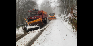 La Città Metropolitana di Messina sta operando, dalle prime ore di oggi, una serie di interventi sulle strade del comprensorio nebroideo per liberare dalla neve le strade provinciali che attraversano le zone montane del territorio