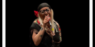 Il prestigioso Palazzo dei Congressi di Taormina ospiterà, venerdì 6 dicembre, una serata imperdibile dedicata alla memoria e al genio musicale di Rosa Balistreri, leggendaria cantautrice siciliana… a rendere omaggio alla “voce della Sicilia” sarà Barbara Arcadi con il suo spettacolo tributo intitolato “Rosa Balistreri: la voce della Sicilia”, un progetto che si inserisce nel cartellone degli eventi natalizi organizzati dal Comune di Taormina