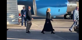 Jill Jacobs Biden arriva in Sicilia, per una visita di un giorno durante la quale si recherà anche a Gesso, frazione di Messina da dove sono partiti i suoi bisnonni alla volta dell’America: è iniziato alle 9 il discorso (della first lady americana) tenuto nella base aeronavale della marina militare di Sigonella, nell’ambito dell’iniziativa ‘Joining forces’ a sostegno delle famiglie dei militari e dei veterani