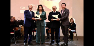 Un concerto del BachString Ensemble della Fondazione orchestra sinfonica siciliana e una serata alle Terrazze di Mondello, a Palermo, hanno fatto da elegante contesto alla seconda edizione del Premio Giuseppe Alessi, istituito dal governo Schifani per valorizzare uomini e donne che in Sicilia si sono distinti per il loro impegno etico, sociale, culturale e artistico in favore della comunità: questa edizione dedicata alla scienza e alla medicina ha visto protagonisti due esponenti del mondo accademico, che hanno raggiunto prestigiosi risultati nel panorama scientifico nazionale e internazionale