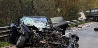 “Con grande dolore e con spirito profondamente infranto, esprimo tutto il mio personale cordoglio, quello dell’amministrazione comunale, di tutta la comunità Villafratese e di tutto il territorio che attraverso la voce dei sindaci e amministratori e delle comunità da loro rappresentate hanno testimoniato la loro vicinanza ed il loro cordoglio alle famiglie e a tutta la comunità Villafratese: In questi momenti così tristi e di profondo sgomento non ci sono parole di conforto; è per questo che ci uniamo tutti in un grande abbraccio alle famiglie condividendone il fortissimo dolore e manifestando tutta la nostra vicinanza”