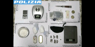 Agenti della Polizia di Stato hanno tratto in arresto due santagatesi di 21 e 55 anni per detenzione a fini di spaccio di sostanza stupefacente: nel corso di un servizio di perlustrazione delle vie cittadine una pattuglia della Polizia di Stato ha notato un giovane santagatese, già noto alle forze dell’ordine, condurre un veicolo per le vie cittadine