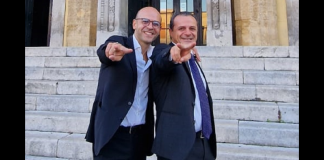 Dopo l’ufficializzazione avvenuta ieri, (nel corso di una conferenza stampa tenutasi a partire dalle ore 10.00 presso la Città Metropolitana di Messina indetta dal leader del ‘Movimento Sud chiama Nord’ Cateno De Luca, che è anche deputato di Sala d’Ercole a Palermo) di un avvicinamento tra il presidente della Regione Siciliana, Renato Schifani e il Sodalizio politico rappresentato dal sindaco di Taormina, non mancano le prime reazioni