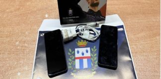 Nonostante l’attento servizio svolto dalla Polizia Penitenziaria (che costantemente blocca ogni azione fuorilegge), sono ormai all’ordine del giorno i sequestri all’interno della casa circondariale di Barcellona Pozzo di Gotto, dove alcuni soggetti non rinunciano al tentativo di introdurre fraudolentemente telefoni cellulari, sostanze stupefacenti ed altro materiale vietato