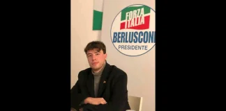 “Voglio varcare il confine della gabbia che mi opprime… il mio sogno era dirvelo… mi tocca scriverlo… vi voglio bene… nonna, sei una persona straordinaria e non meriti un nipote come me: Ti voglio bene e grazie per tutto l’affetto… solo per te avevo dubbio se farlo… non volevo ci stessi male dopo nonno”
