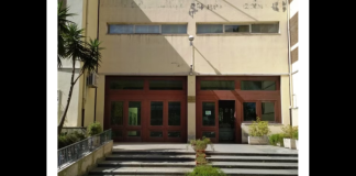 L’ha fatta ieri mattina la difesa al secondo atto dell’udienza preliminare a carico del professore 36enne Giulio Chiofalo, che insegnava presso l’Istituto superiore “A. M. Jaci”, arrestato nel 2023 dai carabinieri della Pg della Procura della Repubblica di Messina per gli incontri sessuali con alcuni suoi studenti: una mossa poi non tanto a sorpresa che mira a cambiare il corso del processo