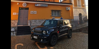 Sabato sera, durante la degustazione di maccheroni in occasione della festa di San Sebastiano, patrono del paese, un giovane ha seminato il panico tra i presenti: quella che sembrava una tranquilla serata di festa a Limina si è improvvisamente trasformata in un incubo