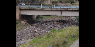 Dopo il violento nubifragio che ha colpito Messina domenica scorsa…, sono emersi danni causati dalla copiosa precipitazione piovosa, pari ad oltre 17 milioni di euro: questa prima stima, elaborata dai tecnici comunali, è stata inviata alla Regione Siciliana e alla Prefettura dal sindaco Federico Basile, dall’assessore alla Protezione Civile Massimiliano Minutoli e dal dirigente Giuseppe Messina