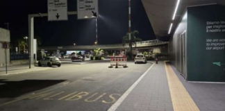 I responsabili della SAC, la Società di gestione dell’Aeroporto di Catania comunicano che, a causa dell’attività eruttiva dell’Etna e contestuale emissione di cenere vulcanica in atmosfera, l’Unità di crisi ha disposto la chiusura degli spazi corrispondenti alla nuvola aerea a Sud-est del vulcano (settore B1) fino alle ore 15 (odierne) ora locale, con contestuale riapertura degli spazi aerei precedentemente chiusi