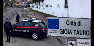 Discariche abusive, rifiuti pericolosi, scarichi illegali: un vero e proprio assalto all’ambiente scoperto dai Carabinieri della Compagnia di Gioia Tauro, che nelle ultime settimane hanno passato al setaccio il territorio con controlli serrati