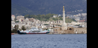 È arrivata nel porto di Messina la nuova nave della flotta Bluferries, società del Polo Logistica del Gruppo FS, attiva nel trasporto marittimo dello Stretto di Messina