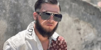 È stata una tragica fatalità a causare la morte del diciannovenne Michele Lanfranchi, avvenuta la sera del 1° giugno 2024 nel quartiere Giostra a Messina, in via Michelangelo Rizzo, in casa dell’amico 46enne Giovanni Laganà: il ragazzo, secondo quanto accertato al termine di una lunga inchiesta della Procura, si sarebbe colpito accidentalmente mentre maneggiava una pistola clandestina, una Mauser HSc con matricola abrasa