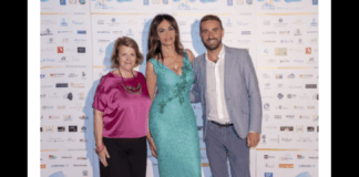 Oltre 70 film girati nell’arco di sei decenni di attività: sempre amato e apprezzato da un pubblico ampio ed eterogeneo: Massimo Boldi, 80 anni a luglio prossimo, riceverà il Premio Massimo Troisi a Salina, l’isola che fu set de “Il Postino”, considerato il testamento cinematografico troisiano