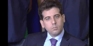 Come già prevedevamo e prospettavano quel che potesse accadere in futuro nel seguente Articolo (da noi pubblicato lo scorso 12 aprile) https://www.messinamagazine.it/primo-piano/le-ultime-novita-sullo-stato-dellacr-messina-s-r-l/?fbclid=IwZXh0bgNhZW0CMTEAAR62V8hU5jSUFGMbd4T_YnmewQY3mEpz3rriXSnxZ9jqZ007M1TCWhDPLZsVAQ_aem_UKSzT21-lK20rQYUl90zvA in relazione alle vicende dell’Acr Messina Srl, ieri su… www.gazzettadelsud.it è apparsa una notizia importante per il Club Giallorosso