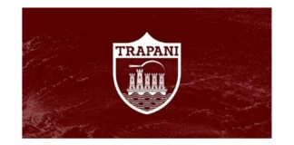 “La società Fc Trapani 1905, appreso con sconcerto quanto accaduto in queste ore al Brescia calcio, comunica di essere anch’essa vittima della medesima società che avrebbe compensato illecitamente i crediti d’imposta del Club lombardo”