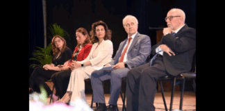 Trenta medici scelti dai messinesi per aver messo il paziente al centro dell’attenzione, con profonda umanità, disponibilità e grande capacità di ascolto, hanno ricevuto la Targa Argento dell’Ordine provinciale dei medici chirurghi e odontoiatri di Messina, che ogni anno attraverso il concorso della Festa del medico, accende i riflettori sulle professionalità più apprezzate direttamente dai cittadini