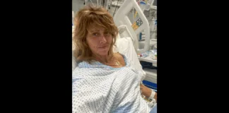 “Aggiornamento: venerdì mattina sono tornata a casa e, dopo solo 3 ore, visto che avevo difficoltà di respirazione e quella che si chiama ‘fame d’aria’, sono andata al pronto soccorso per farmi controllare”