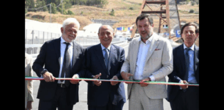 «La realizzazione del raddoppio di un’arteria strategica come la “Strada degli scrittori” rappresenta un risultato importante per il miglioramento della viabilità interna della Sicilia, riducendo notevolmente i tempi di collegamento tra i territori di Agrigento, Caltanissetta e l’autostrada A19, garantendo anche maggiore sicurezza e fruibilità»