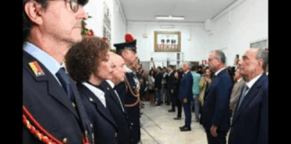 «A trentatré anni dalla strage di via D’Amelio, la Sicilia rende omaggio a Paolo Borsellino e agli agenti della sua scorta – Agostino Catalano, Walter Eddie Cosina, Emanuela Loi, Vincenzo Li Muli e Claudio Traina – caduti per difendere lo Stato e la legalità: Il loro sacrificio ci impone di non fermarci… la verità su quella strage non può più essere rinviata»