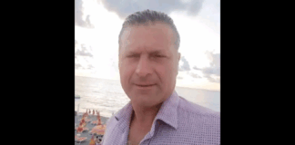 “Morto per intossicazione al botulino dopo aver mangiato un panino: Luigi Di Sarno aveva mangiato un panino comprato da un venditore ambulante a Diamante, sul lungomare… poco dopo aveva avvertito alcuni malesseri ma era ripartito verso Napoli con la famiglia”