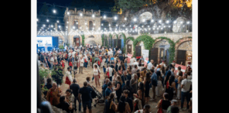 La prima edizione del Gustatio day convince pubblico e addetti ai lavori: l’evento, che si è svolto nella incantevole cornice del Parco Jalari, a Barcellona Pozzo di Gotto, ha infatti registrato il sold out e riscontrato il gradimento dei presenti… importanti nomi del settore gastronomico italiano si sono alternati, nel corso della giornata, secondo un programma ricco, ma ben scandito