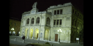 Quella di ieri al Teatro Vittorio Emanuele di Messina, si è trasformata in una serata di dolore e incredulità durante le prove della Nona Sinfonia di Beethoven (diretta dal maestro Matthias Fletzberger e in programma per domenica) perché a causa di un malore è morta improvvisamente la violoncellista Genziana D’Anna, 63 anni