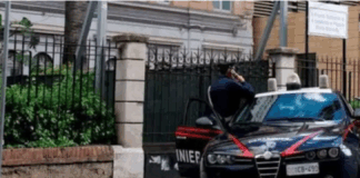 Un medico è stato aggredito da un genitore di un piccolo paziente all’ospedale dei Bambini di Palermo: l’aggressione è avvenuta contro un cardiologo, da parte del padre di un bimbo ricoverato